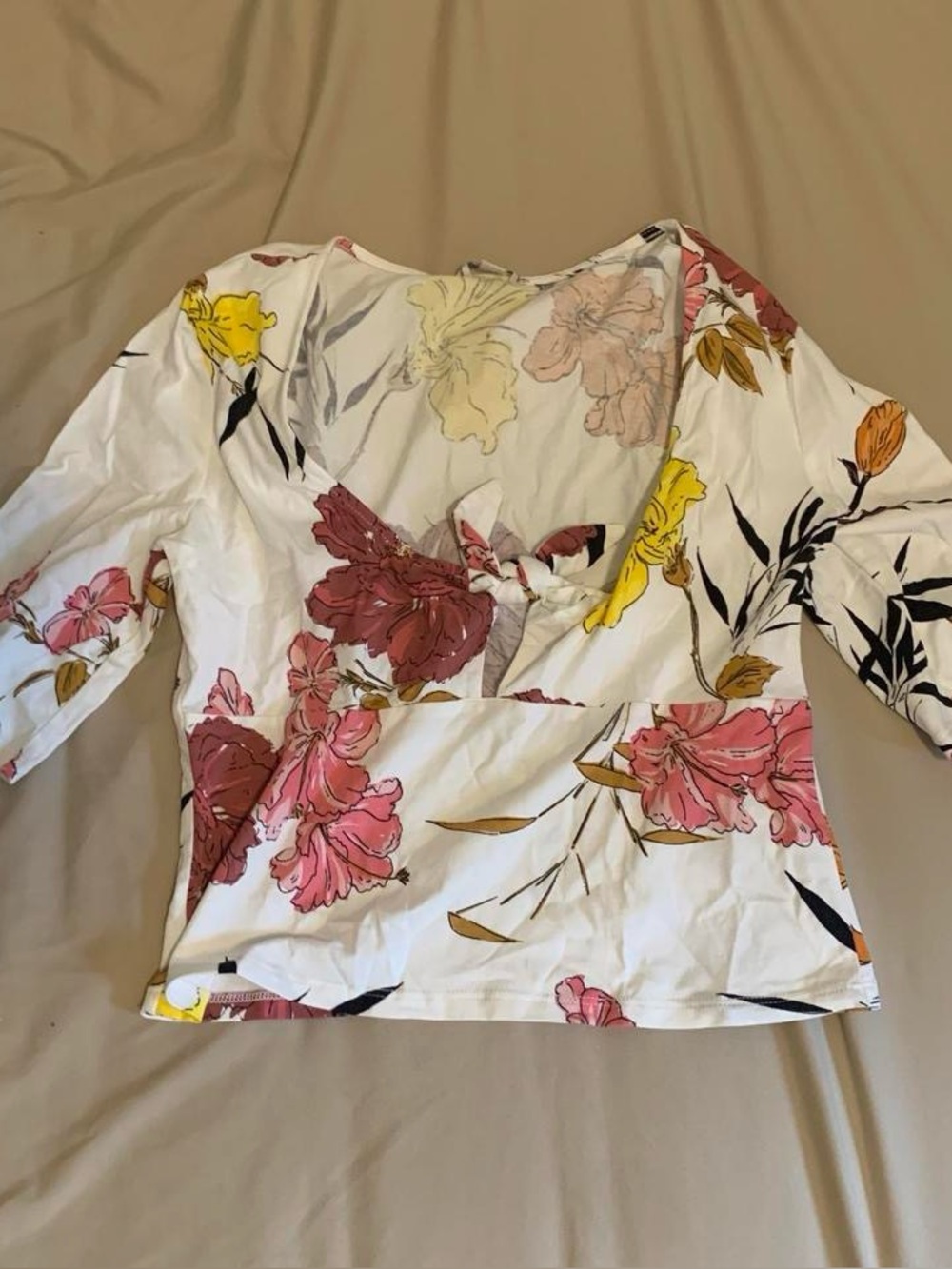 Guess Floral Tie-Front V-Neck Top in White, Pink and Yellow